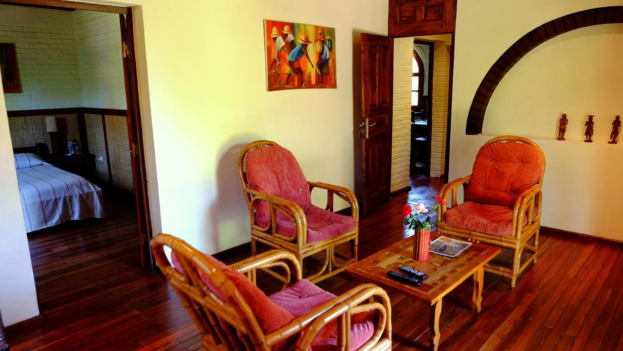 Eco Lodge Les Chambres Du Voyageur أنتسيرابي المظهر الخارجي الصورة