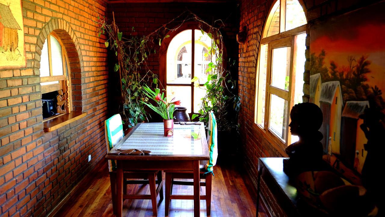 Eco Lodge Les Chambres Du Voyageur أنتسيرابي المظهر الخارجي الصورة